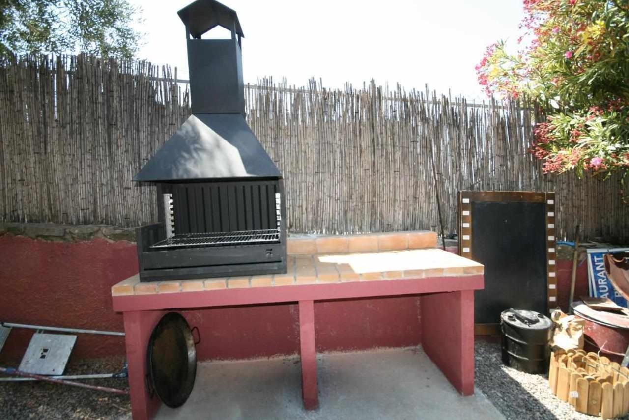 Casa rural alquiler íntegro Cal Sisco para 15 personas Vilamaniscle Exterior foto