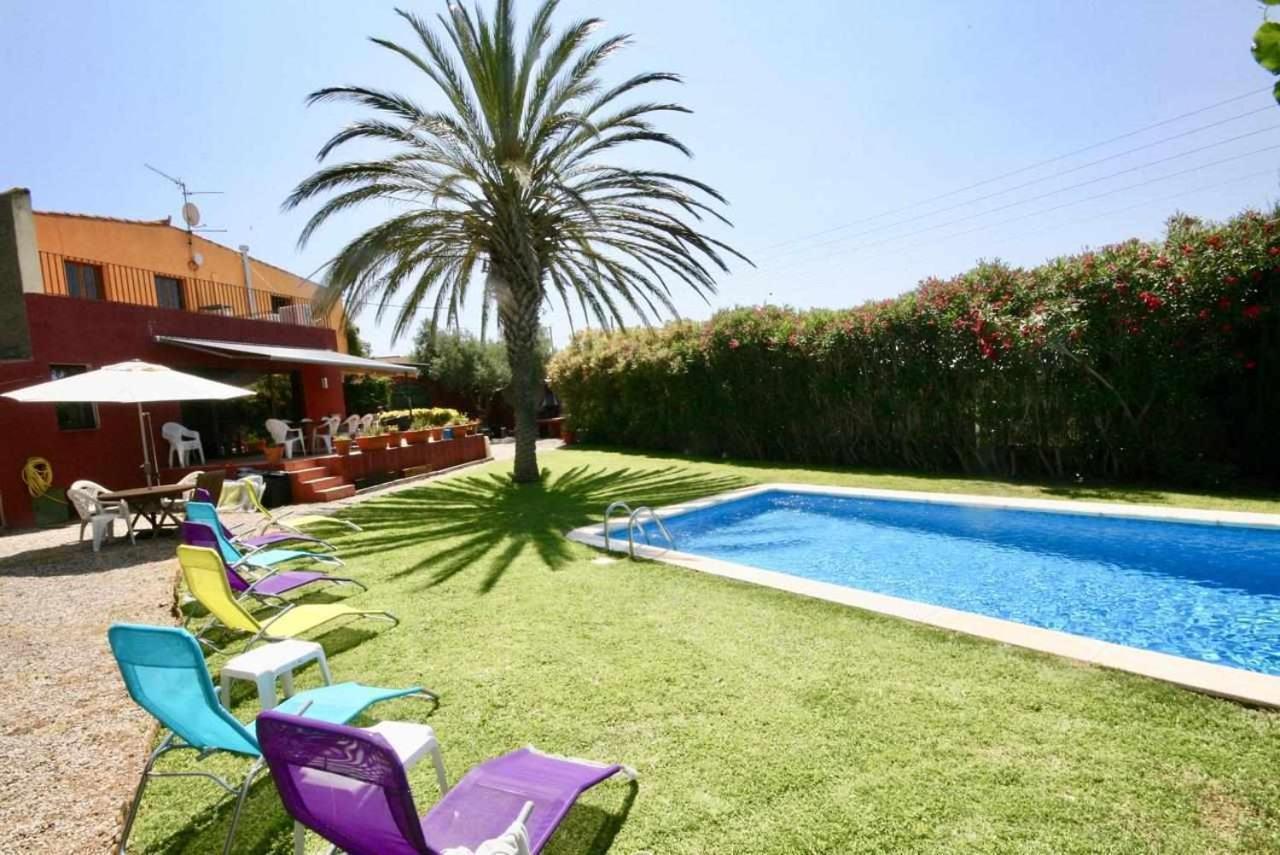 Casa rural alquiler íntegro Cal Sisco para 15 personas Vilamaniscle Exterior foto